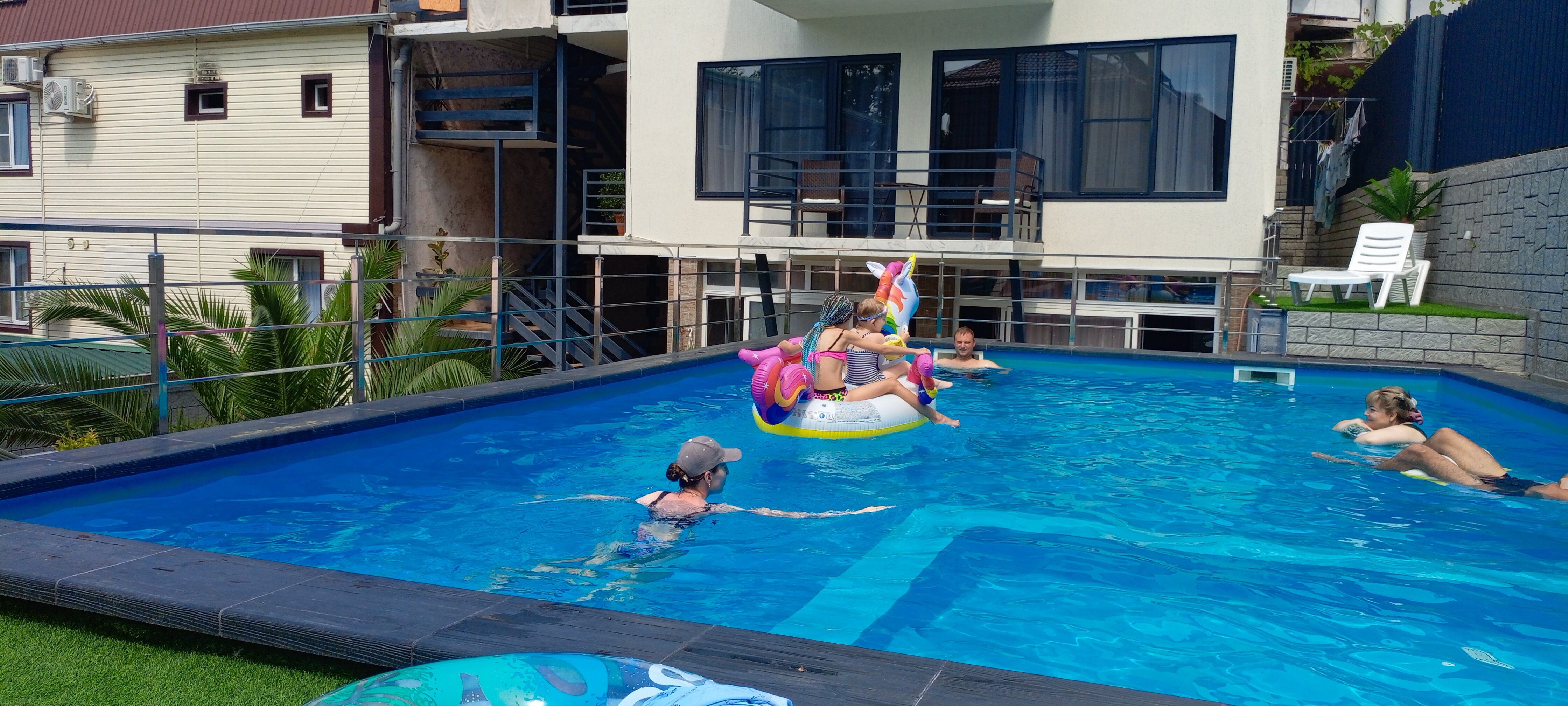 Фото у Нателлы