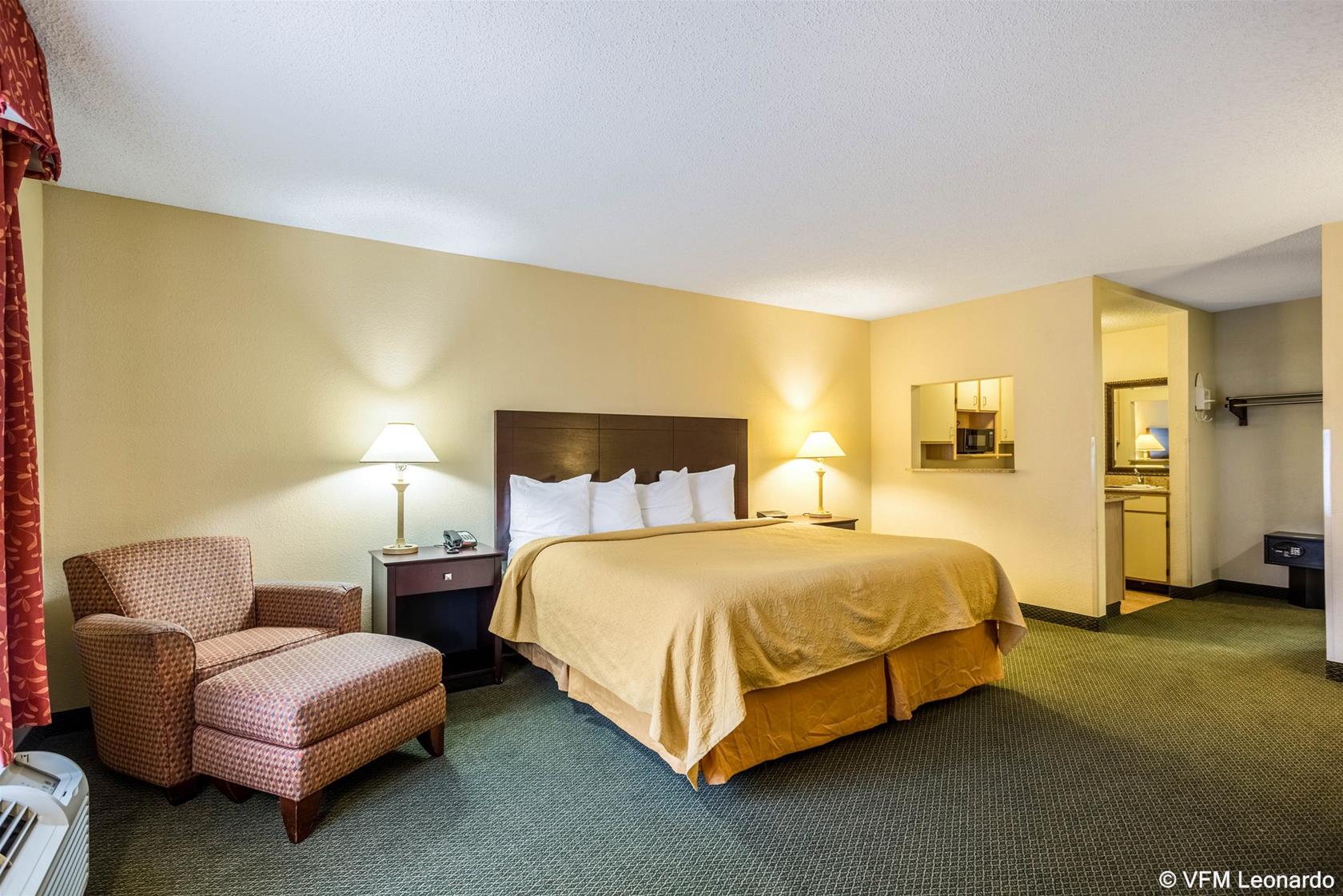 Фото Quality Inn & Conference Center