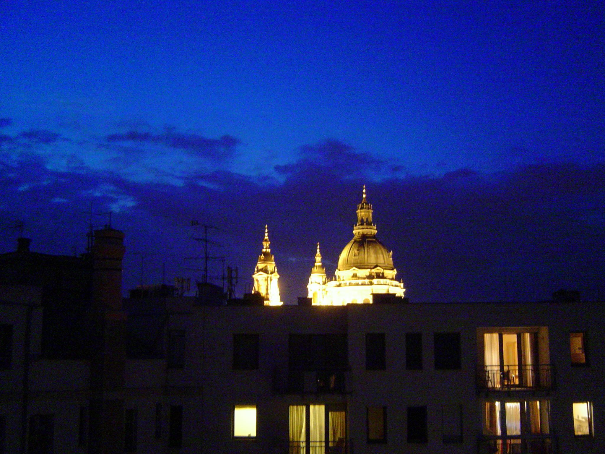 Фото Trendy Deluxe Apartments