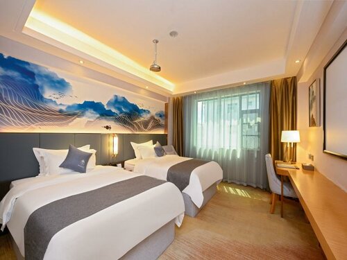 Гостиница GreenTree Inn Zhuhai Changlong Airport