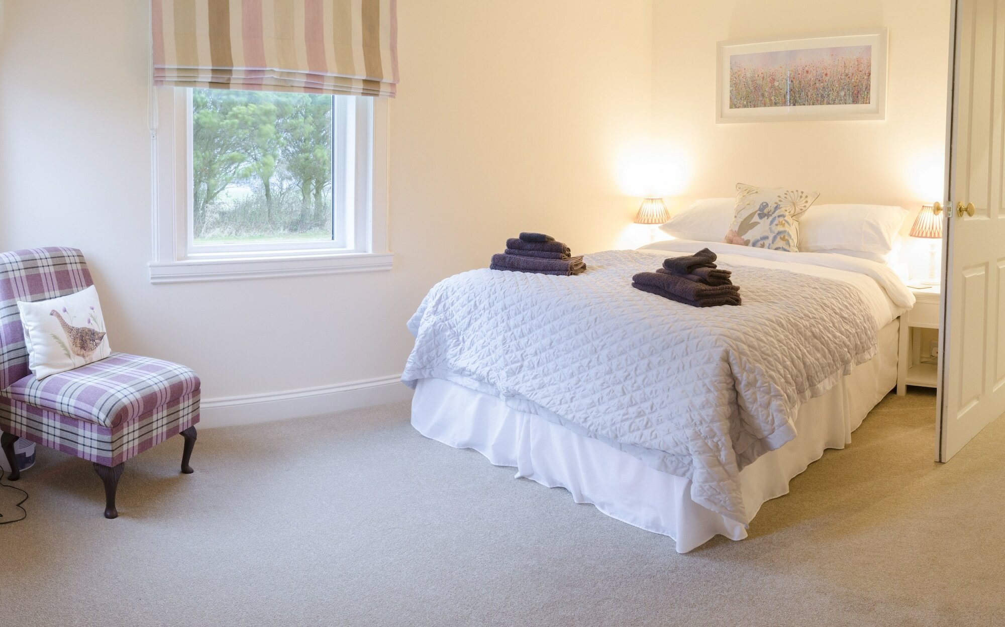 Фото White Cottage