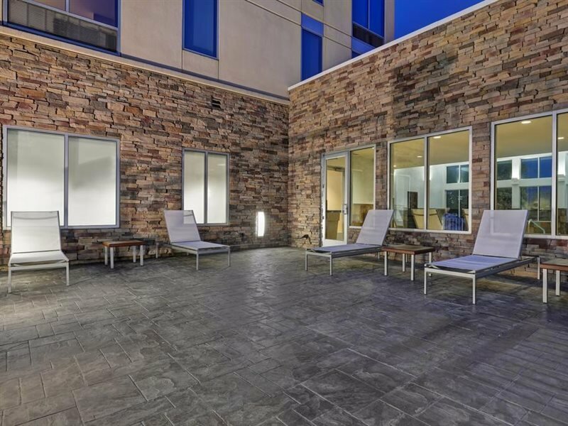 Фото Hyatt Place San Antonio – North/Stone Oak