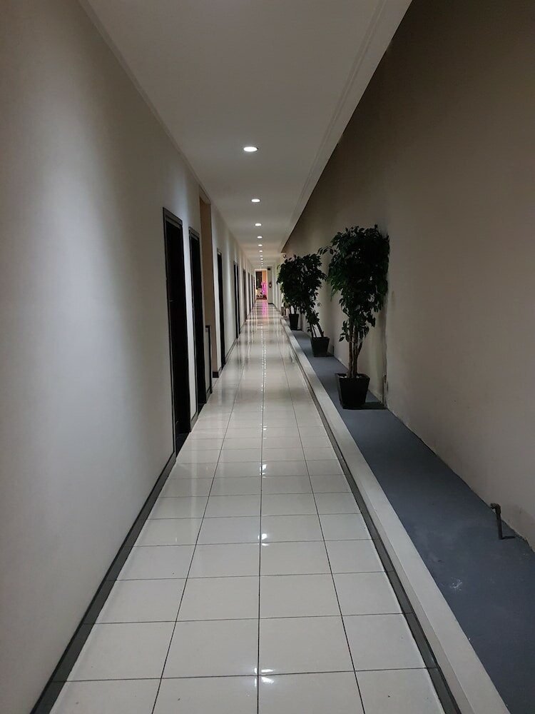 Фото № 2 Hotel Gunung Sahari