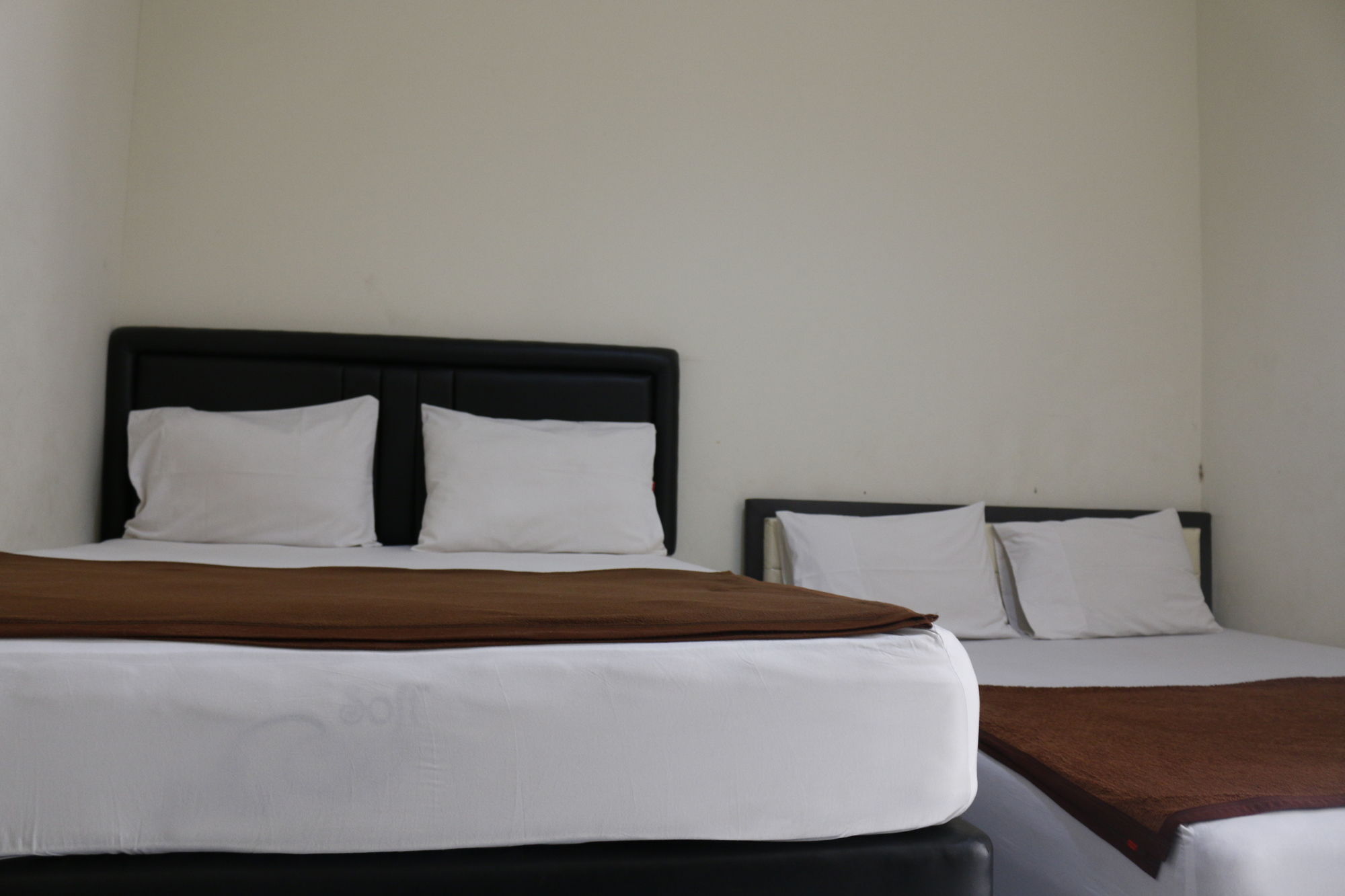 Фото Bantal Guling Trans