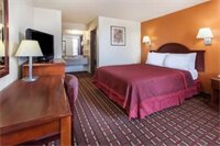 Фото Days Inn by Wyndham El Reno