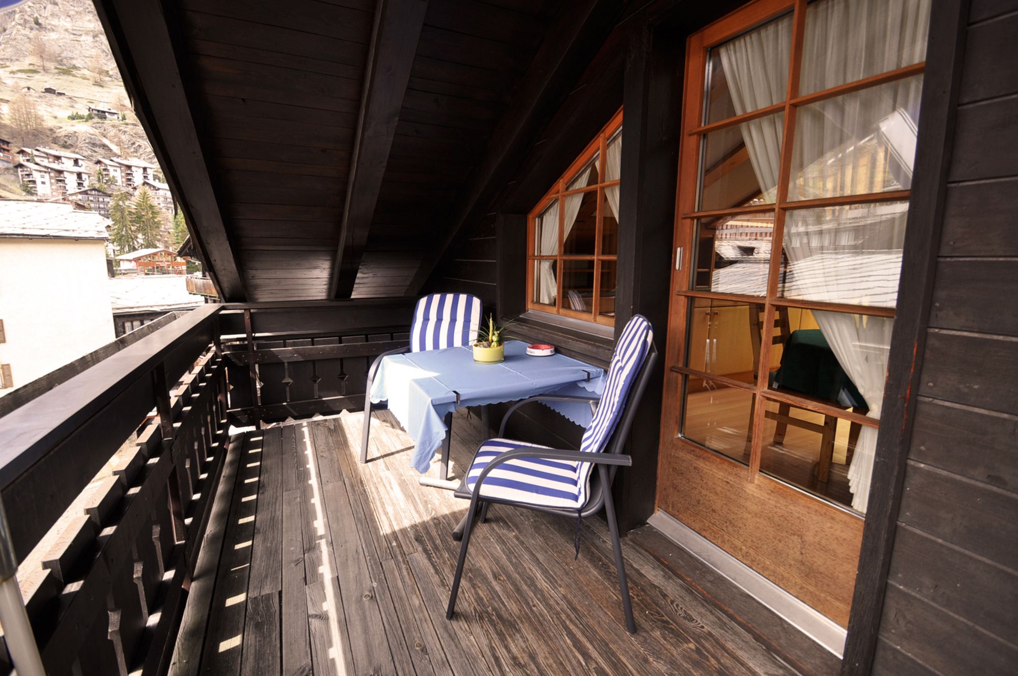 Фото Dent Blanche