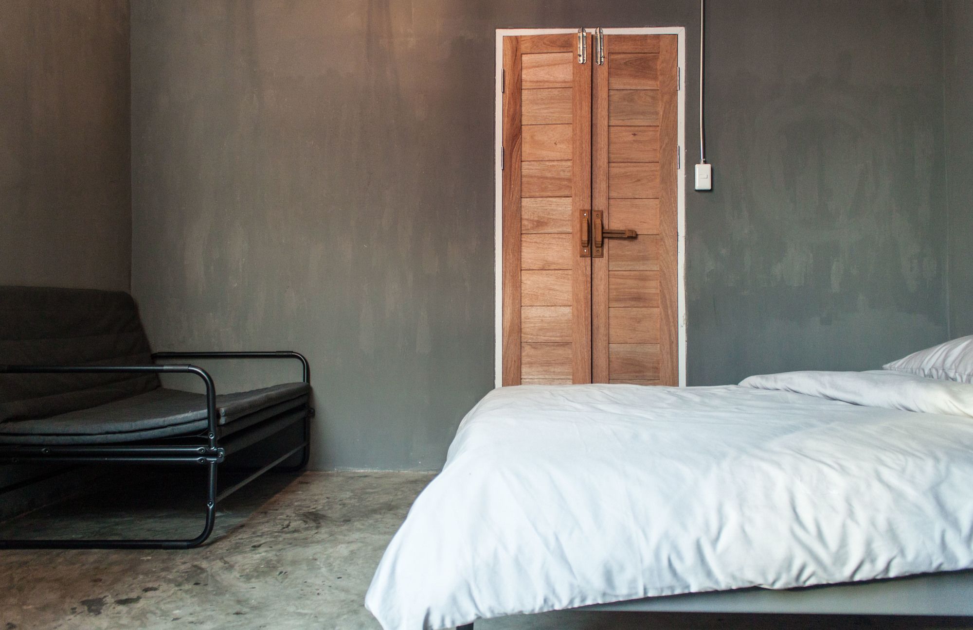 Фото Zhelter'BKK - Hostel