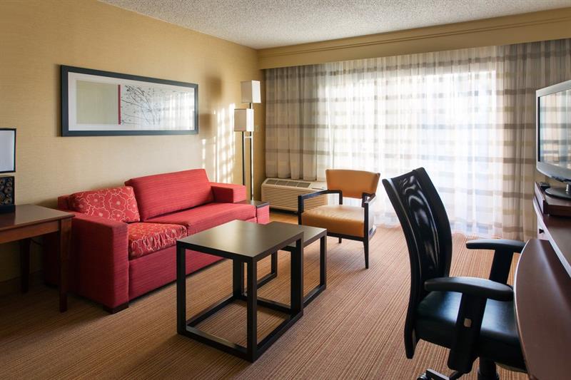 Фото Sonesta Select Los Angeles Torrance South Bay