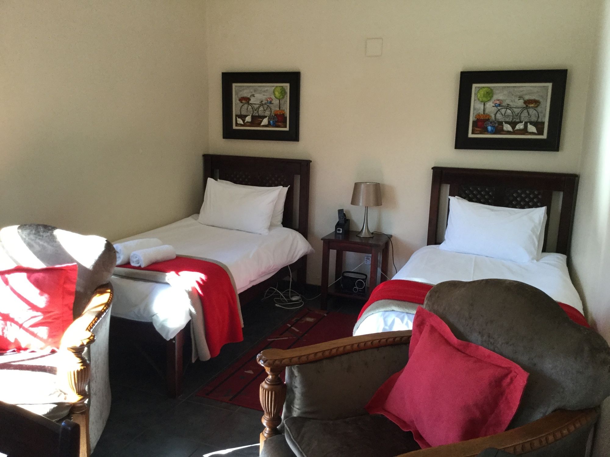 Фото A Little Guesthouse