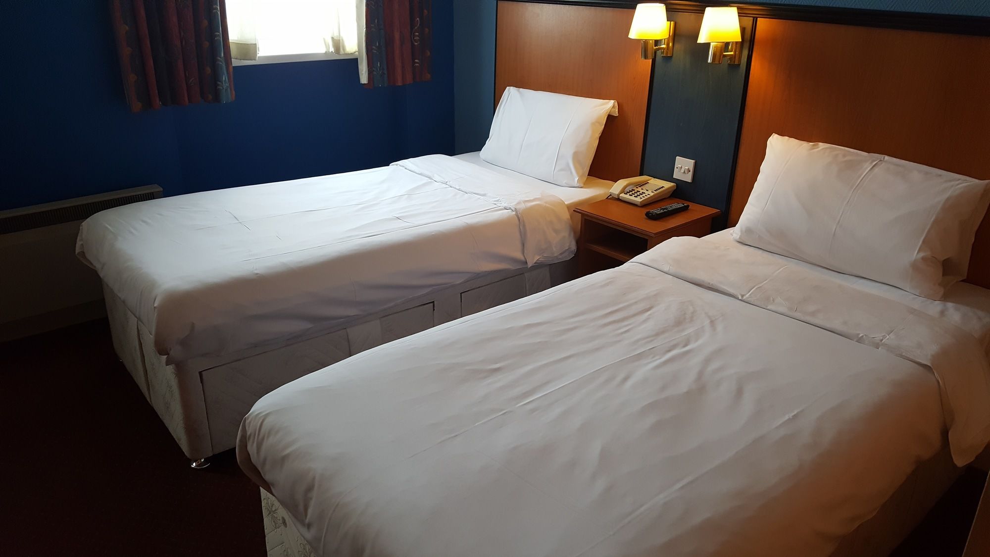 Фото Chatsworth Hotel