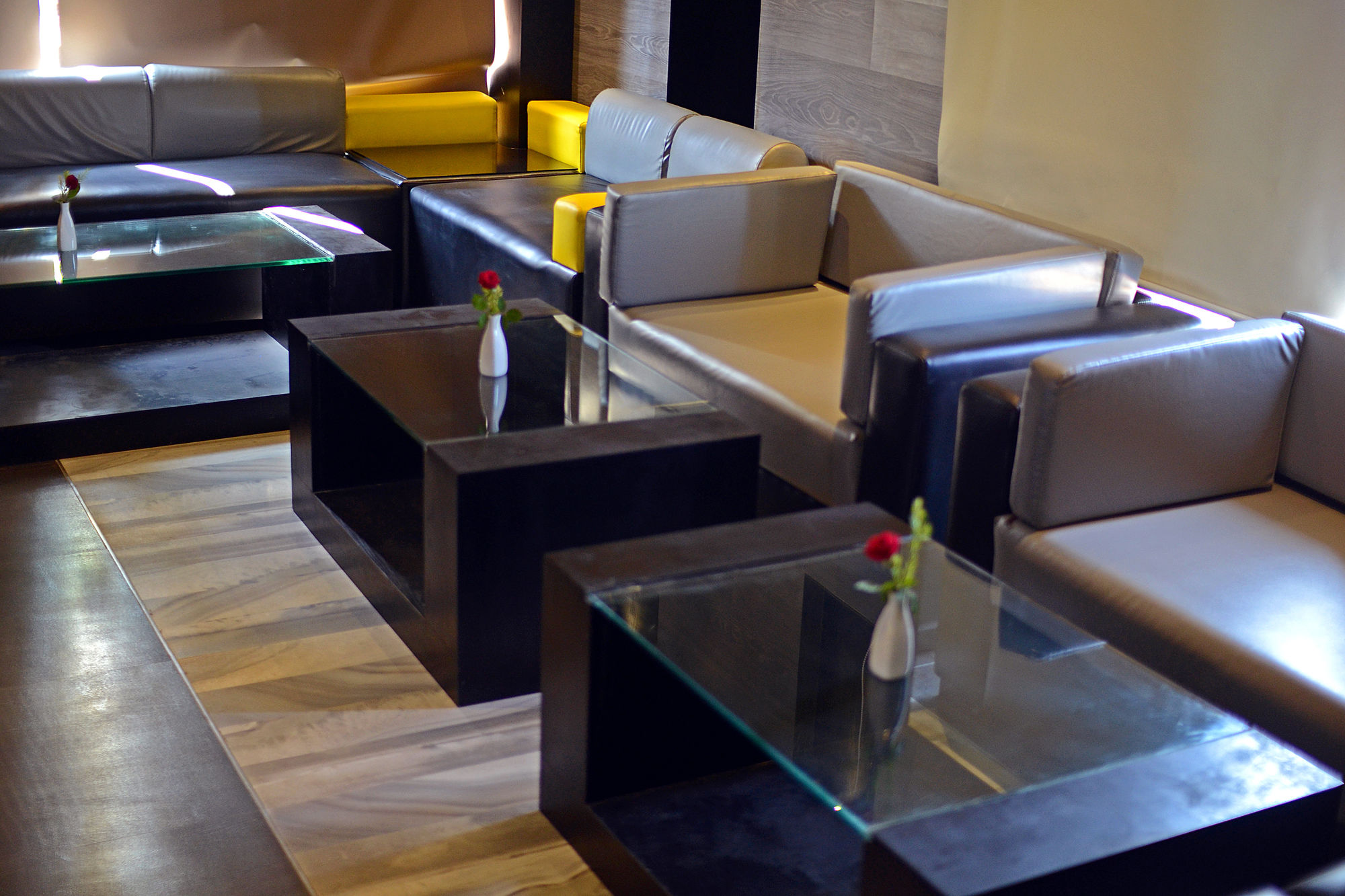 Фото Ethnotel, Kolkata Airport