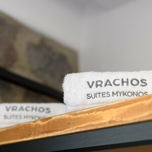 Гостиница Vrachos Suites Mykonos