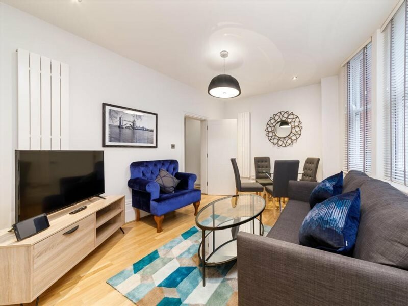 Фото Garrick Mansions by Q Apartments