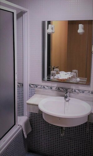 Гостиница Hotel Anfora в Мелилье
