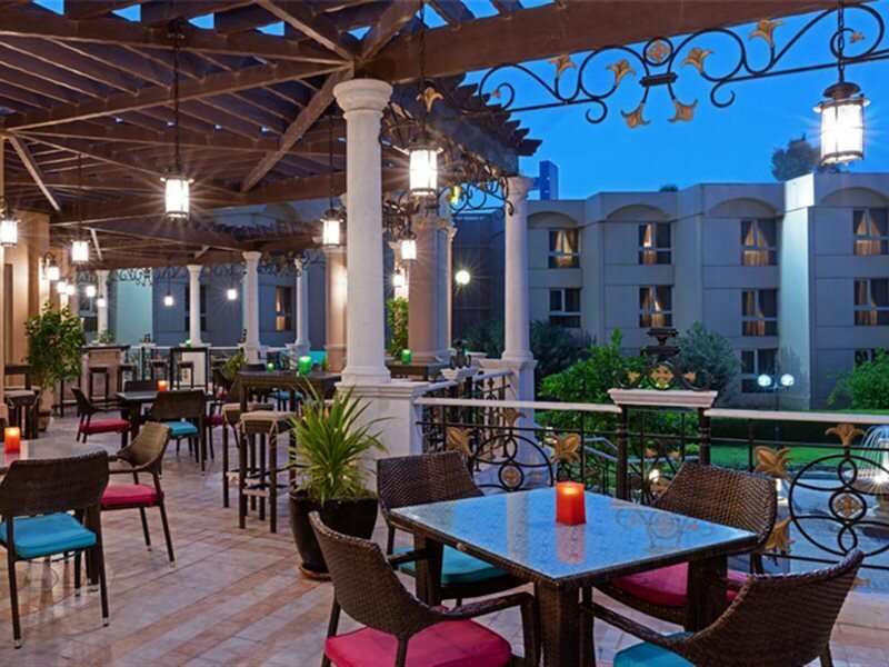 Фото Crowne Plaza Bahrain