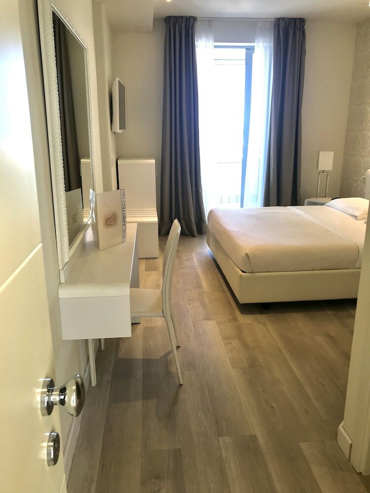 Фото Hotel Aristeo