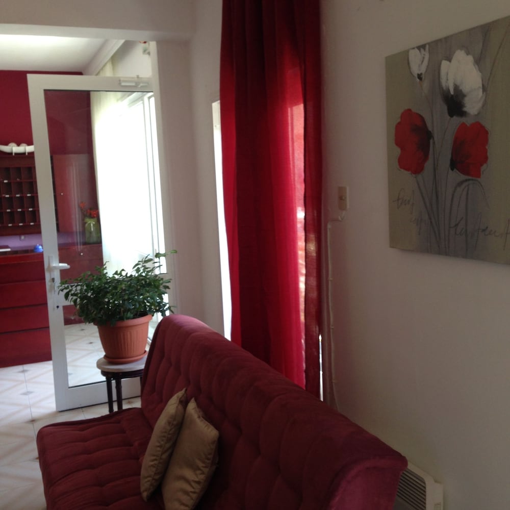 Фото Zefyros Hotel