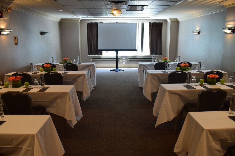 Фото Inn of Chicago