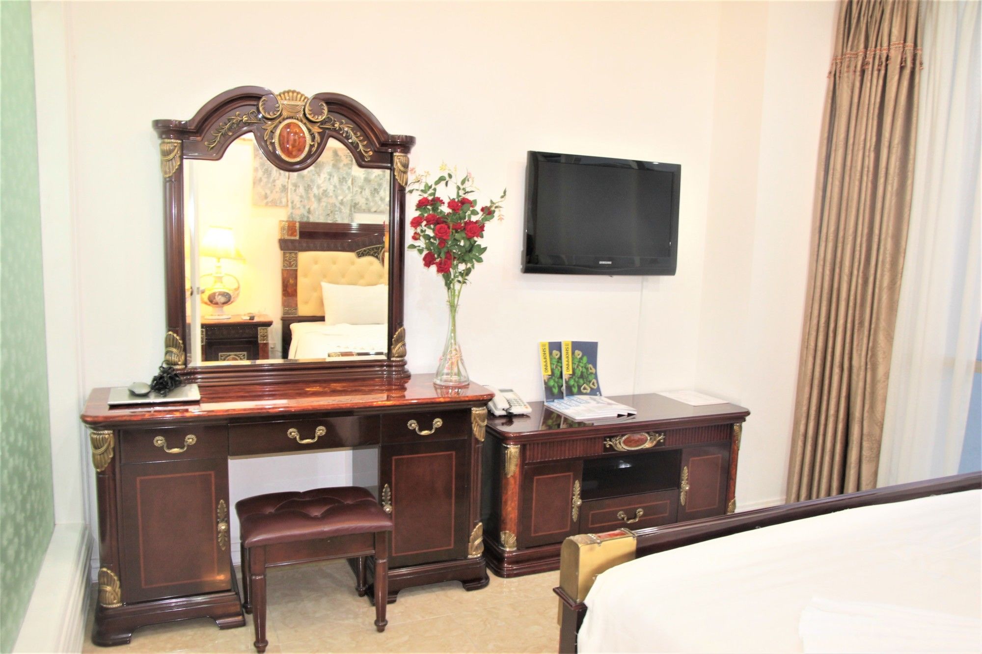 Фото Happy Land Hotel