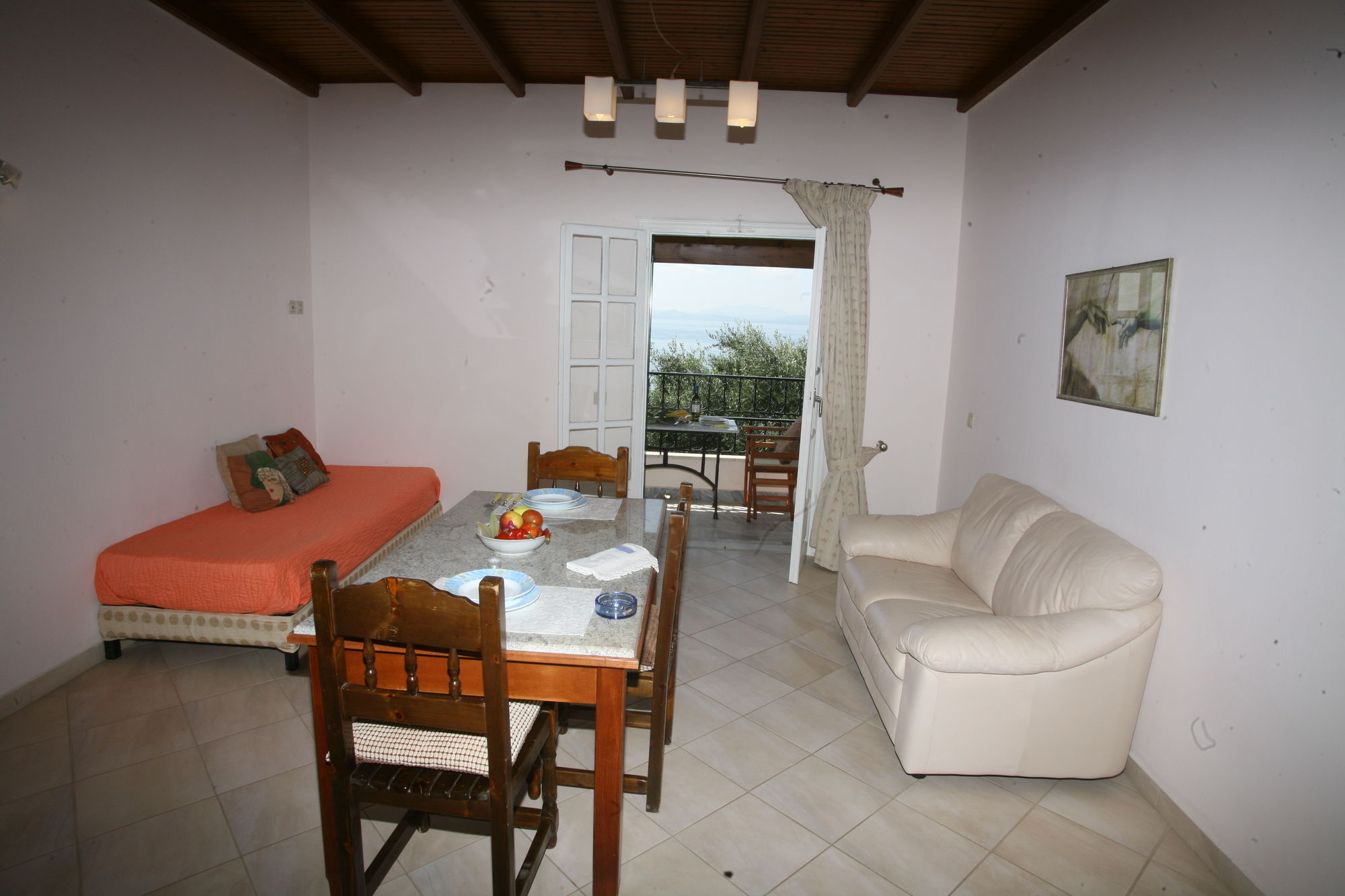 Фото Aphrodite Apartments