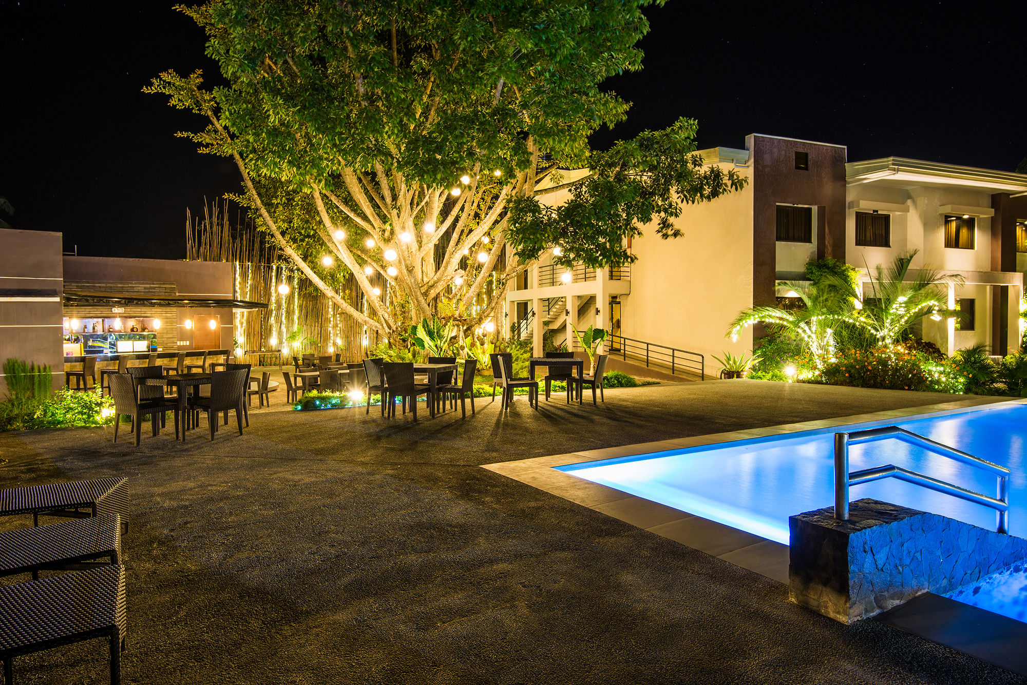 Фото Ariana Hotel