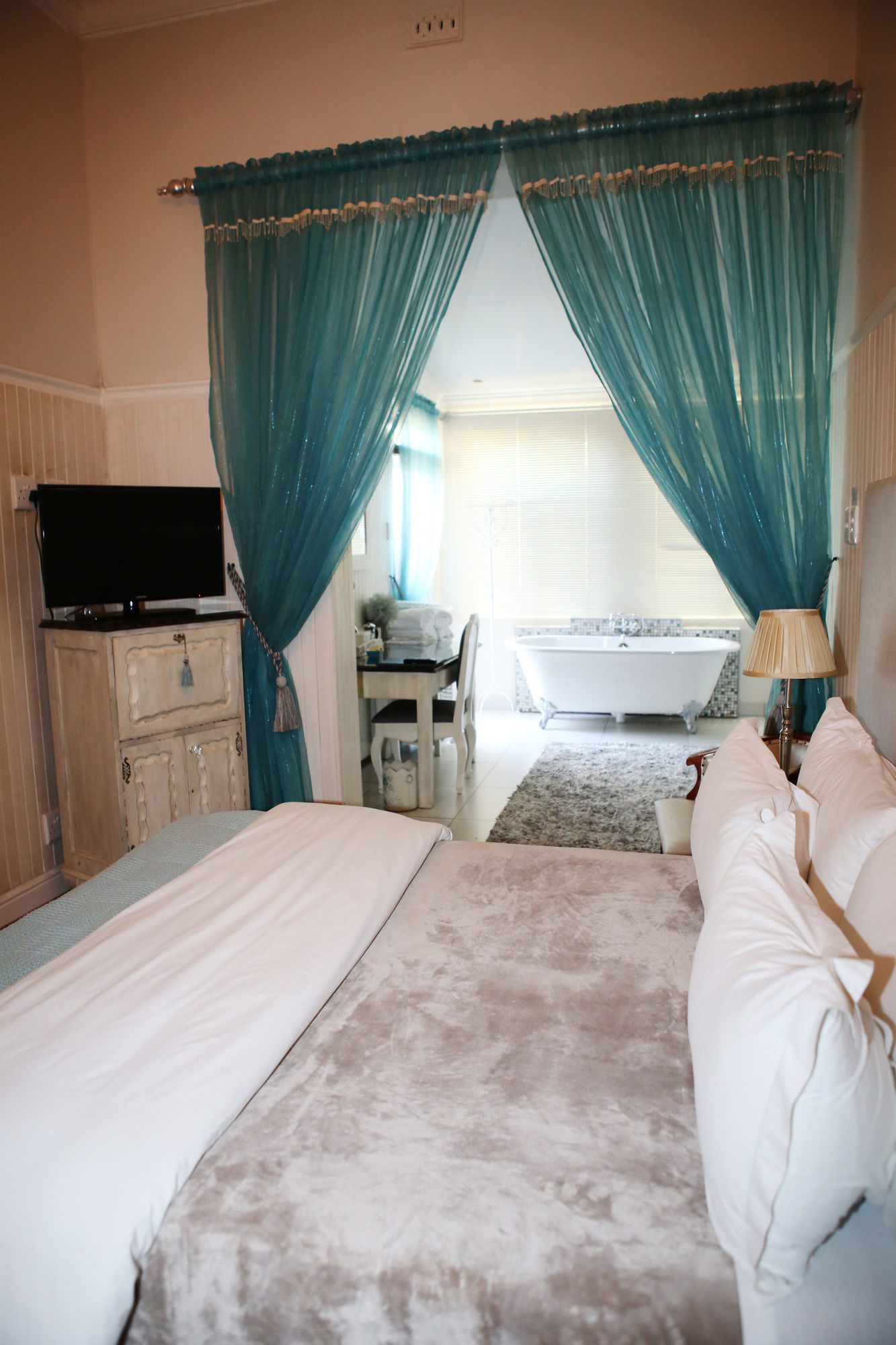 Фото Oleander Guest House