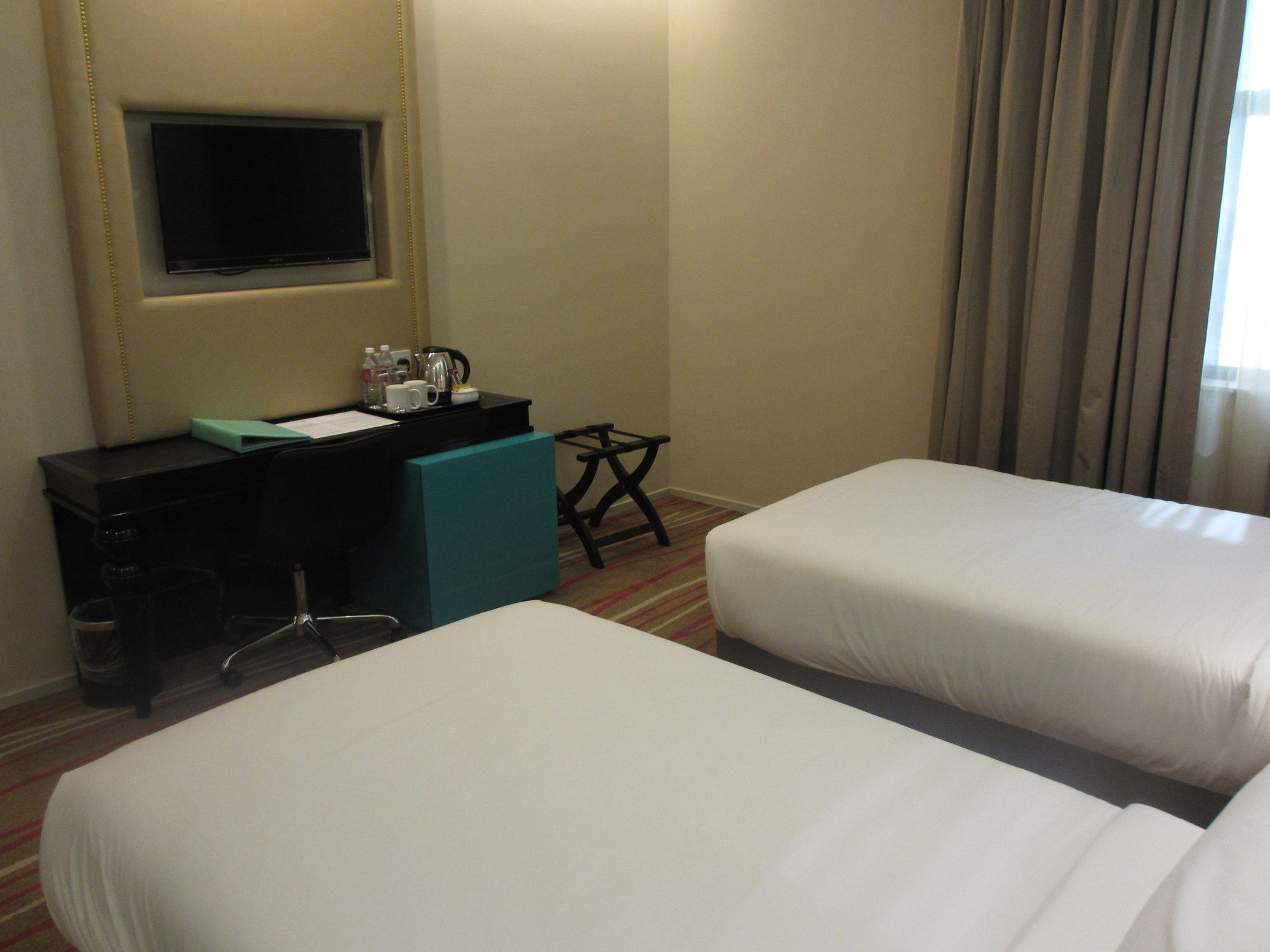 Фото Cosmo Hotel Kuala Lumpur