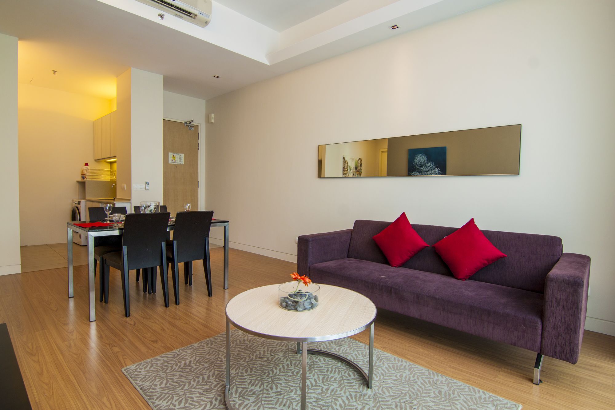 Фото Swiss Garden Residency 1