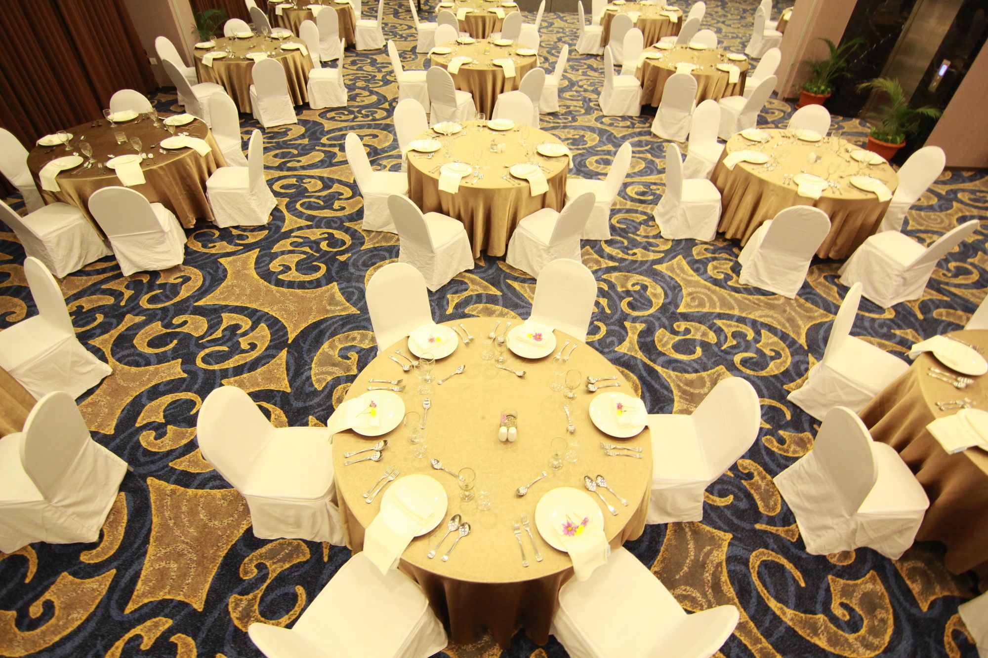 Фото Grand Tebu Hotel