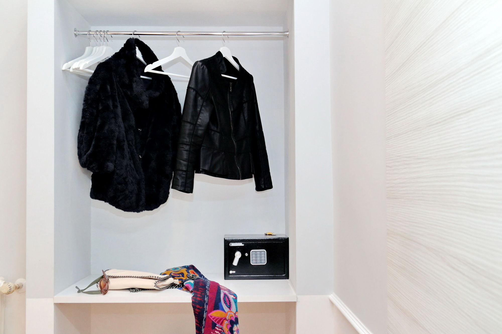 Фото St Peter Vatican Rooms