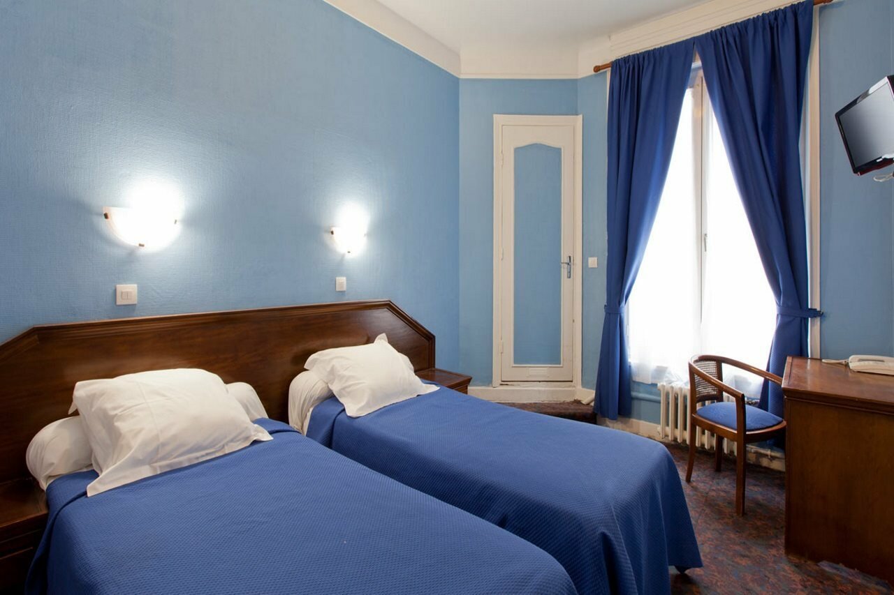 Фото отеля 2