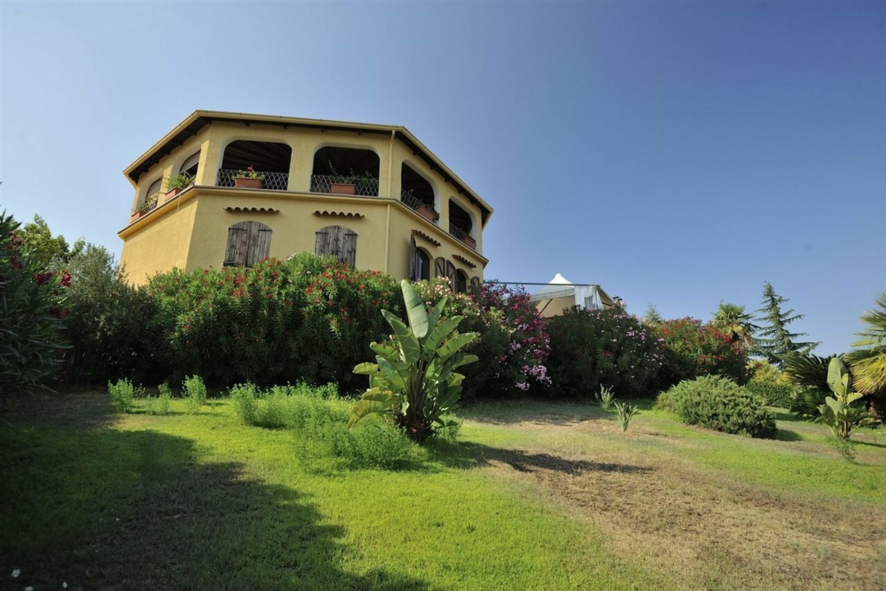 Фото Hotel Genna e Masoni