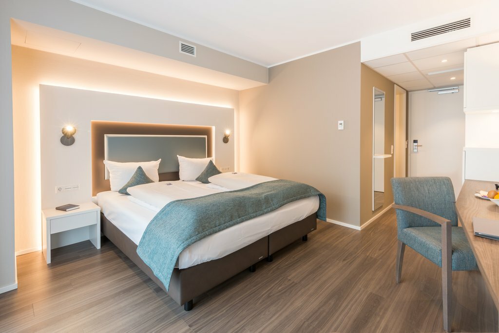 Фото Stadthotel Freiburg