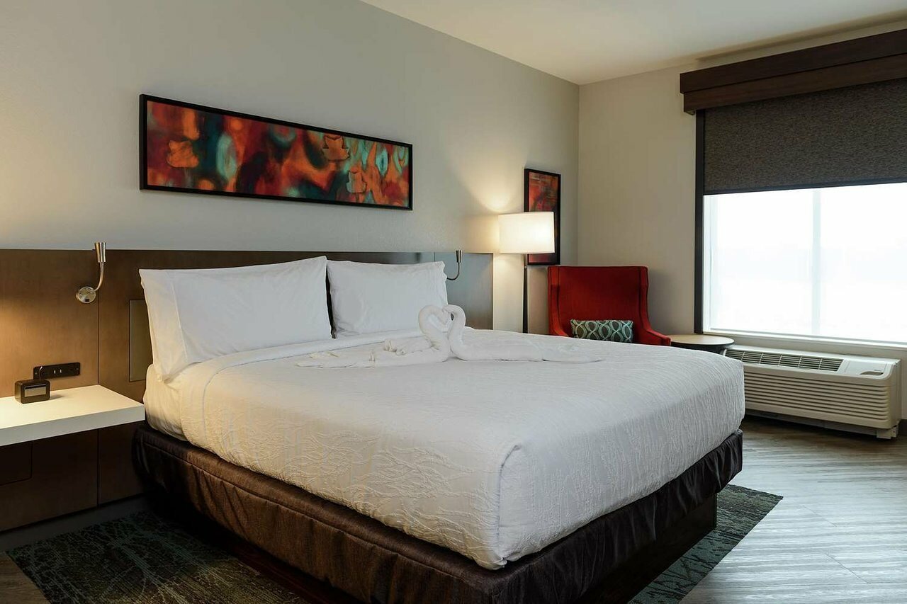 Фото Hilton Garden Inn Louisville Mall of St. Matthews