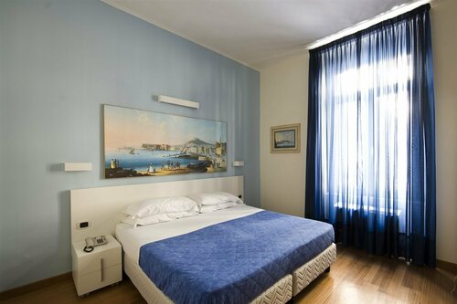 Внешний вид отеля Rex Lifestyle Hotel в Неаполе, фото 2