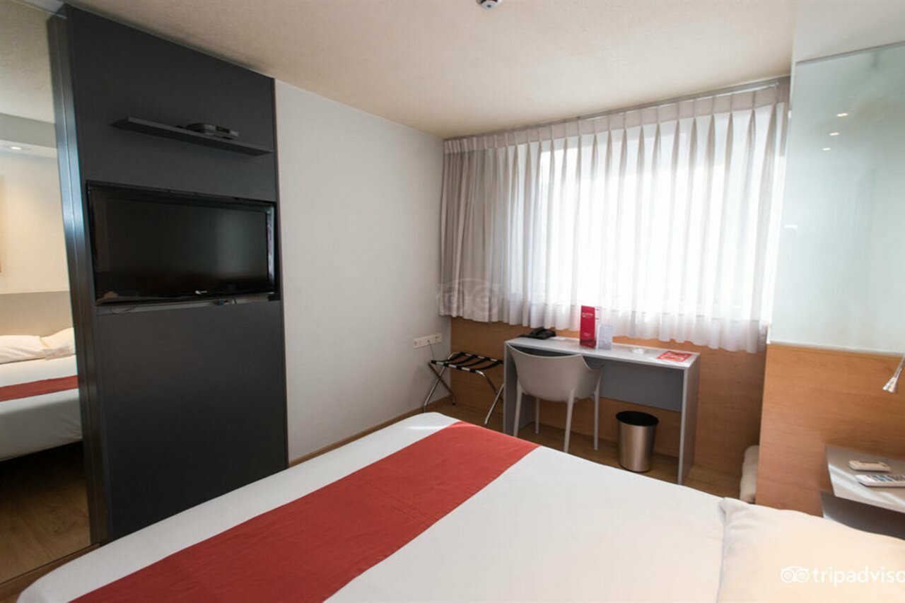 Фото Orpheo Express Hotel