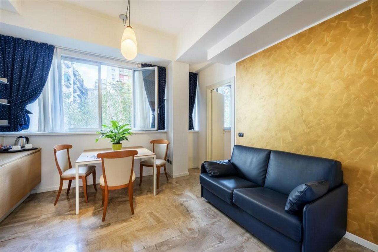 Фото Hotel Ascot