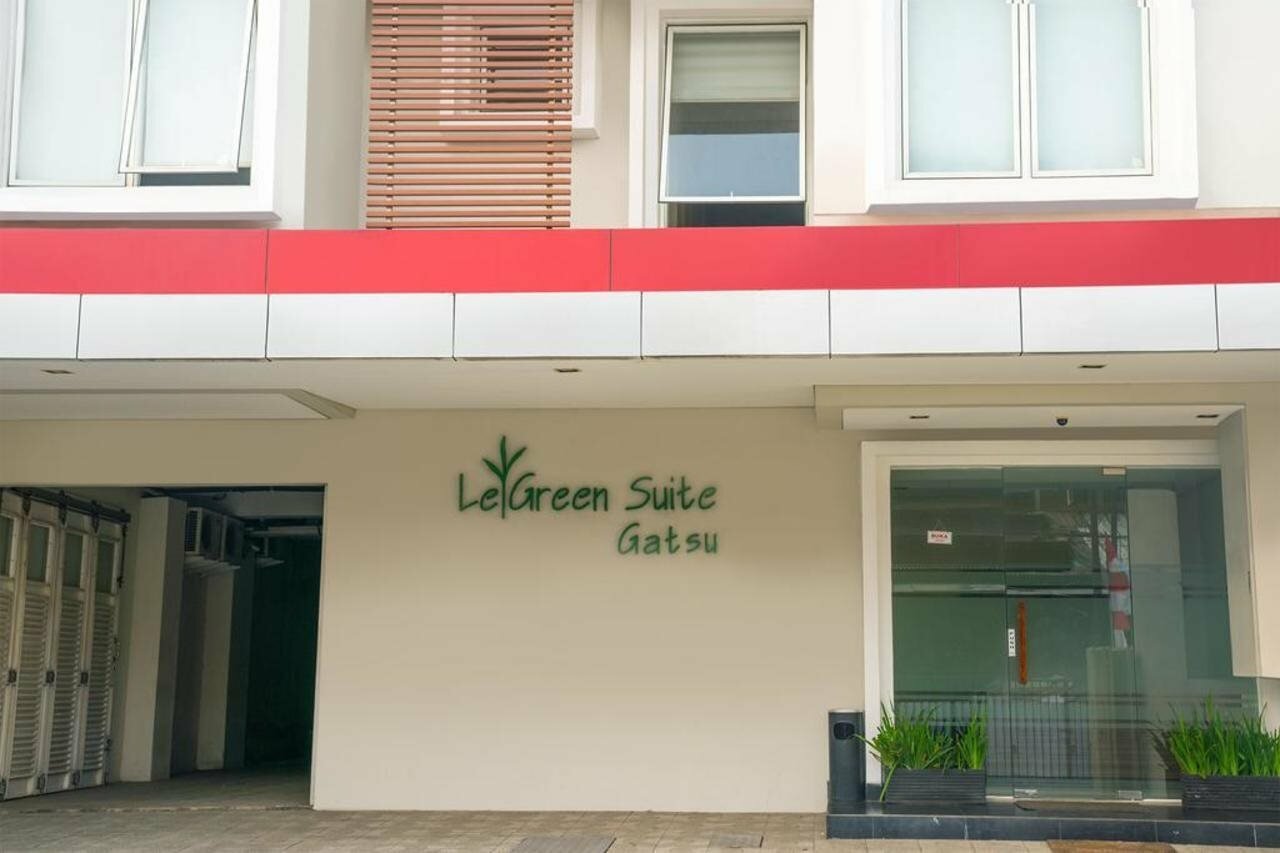 Фото LeGreen Suite Gatot Subroto