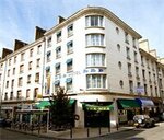 Urban Jungle. Hotel Orleans (Orléans, Rue de la Lionne, 1), hotel