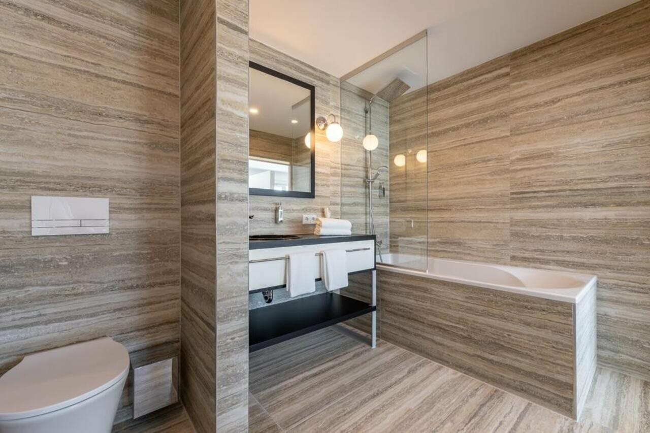 Фото Trip Inn Conference Hotel & Suites