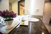 Фото Trebel Service Apartment Pattaya