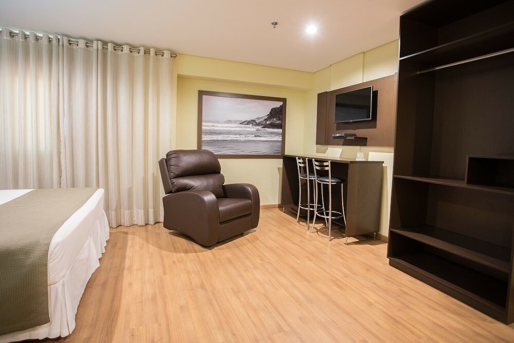 Фото San Diego Suítes Taubaté