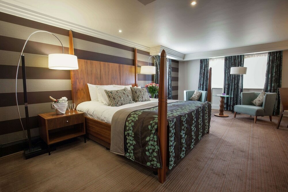 Фото DoubleTree by Hilton Stratford-upon-Avon