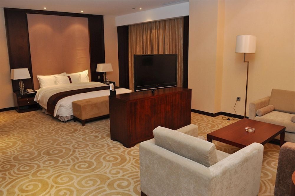 Фото Ramada Plaza Shenyang City Center