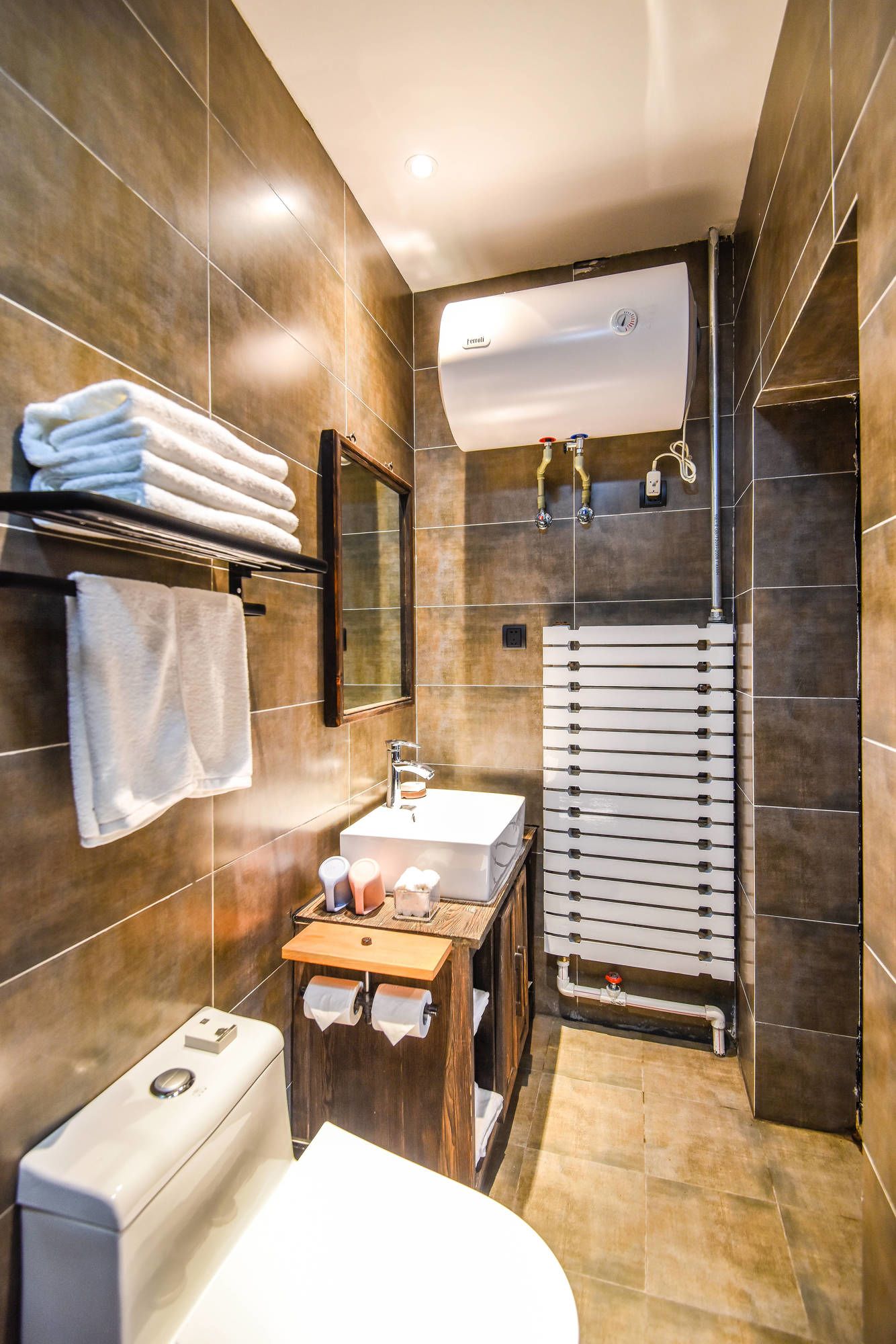 Фото ELseWhere-LeiFu Hotel