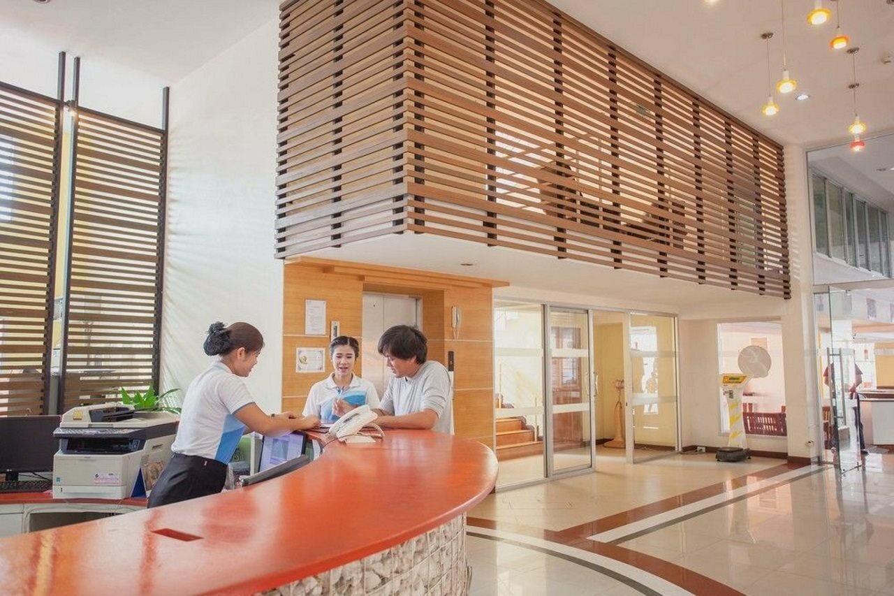 Фото Eastiny Plaza hotel
