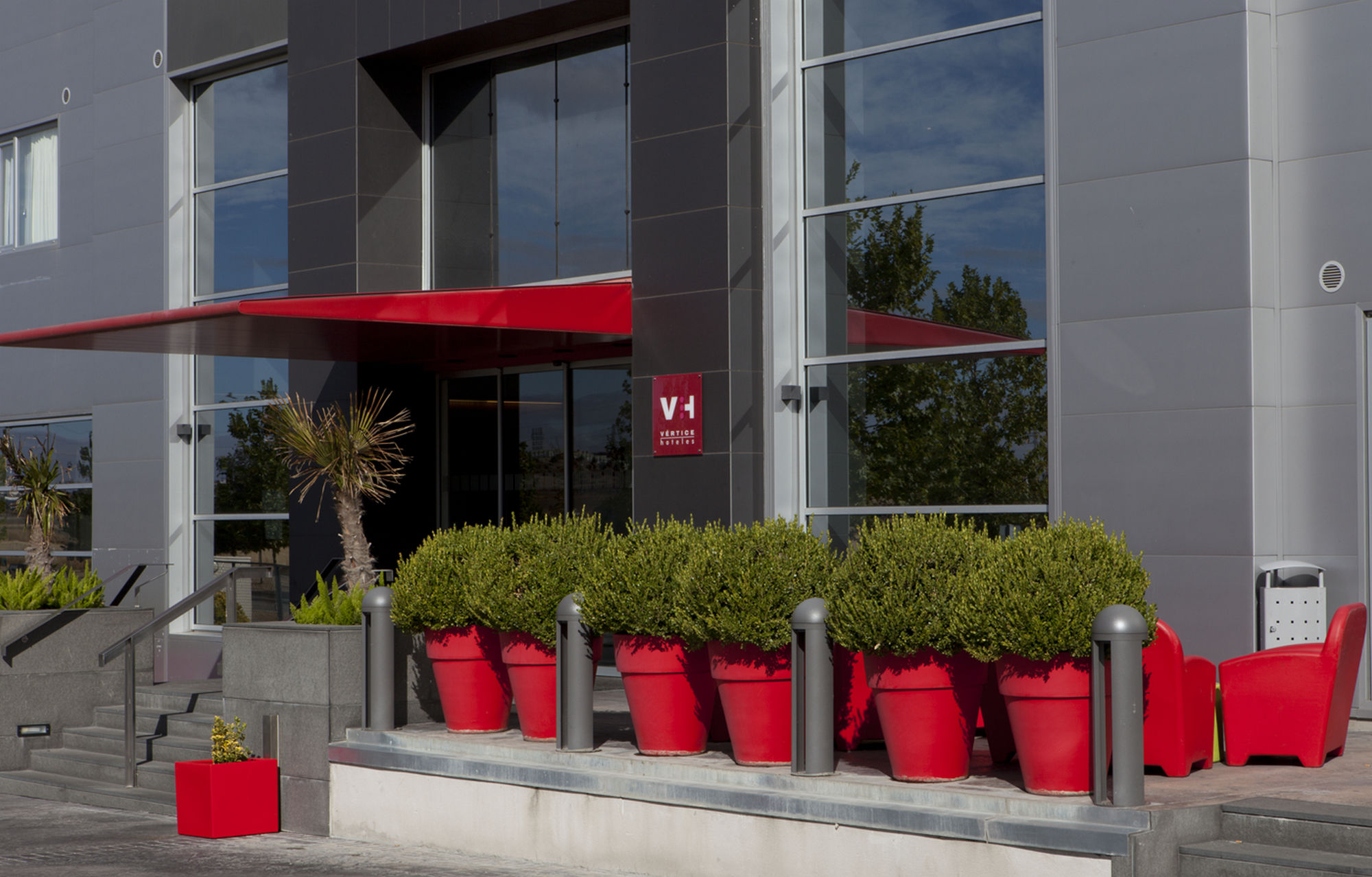 Фото Vertice Roomspace Madrid