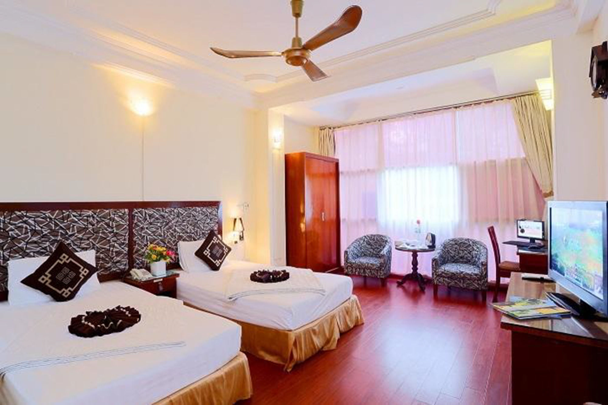 Фото A25 Hotel - Tue Tinh