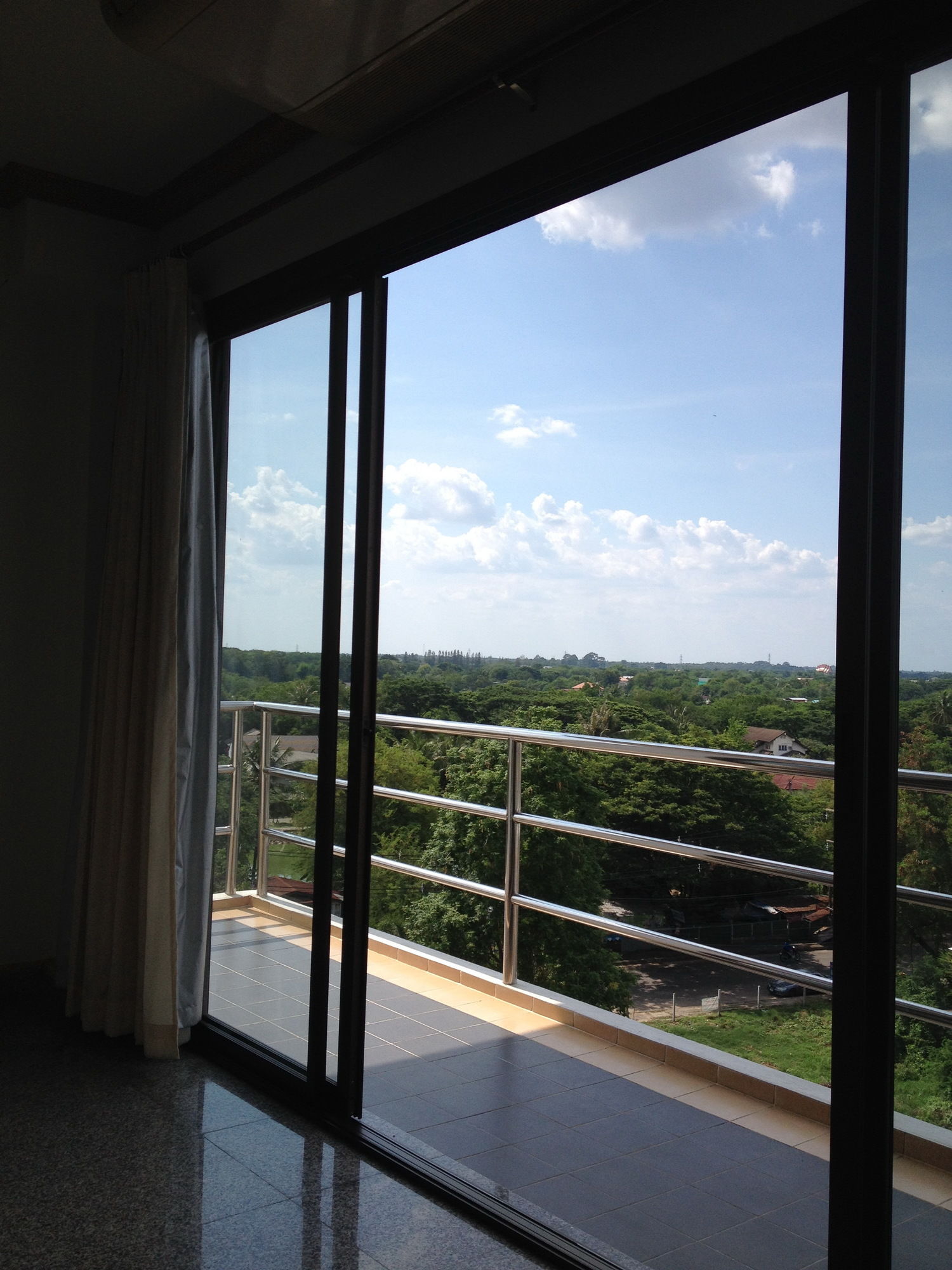 Фото Maneerote Hotel Surin