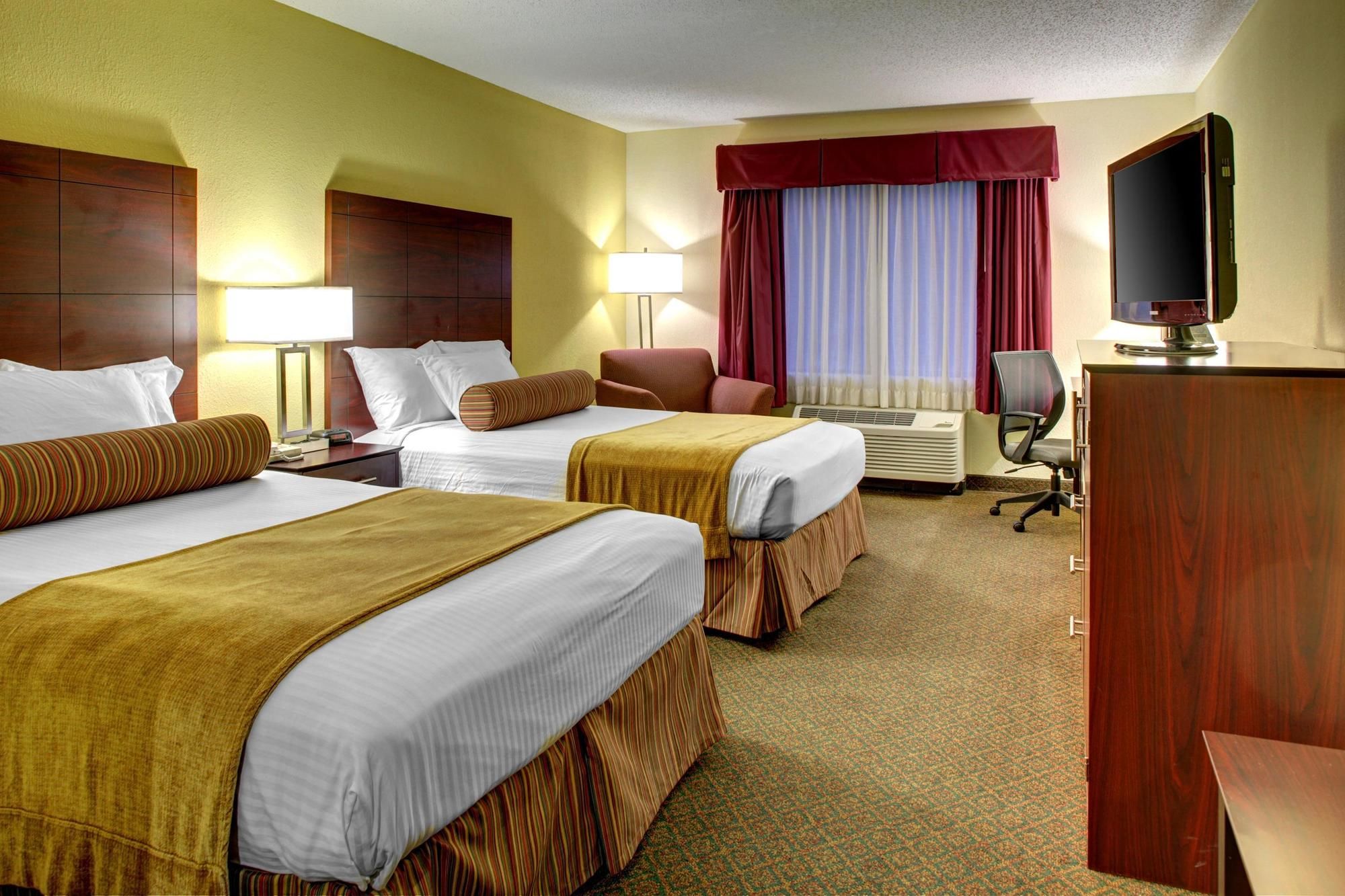 Фото отеля 3